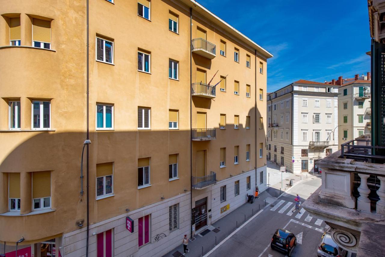 Apartments & Rooms One World Rijeka Exterior foto