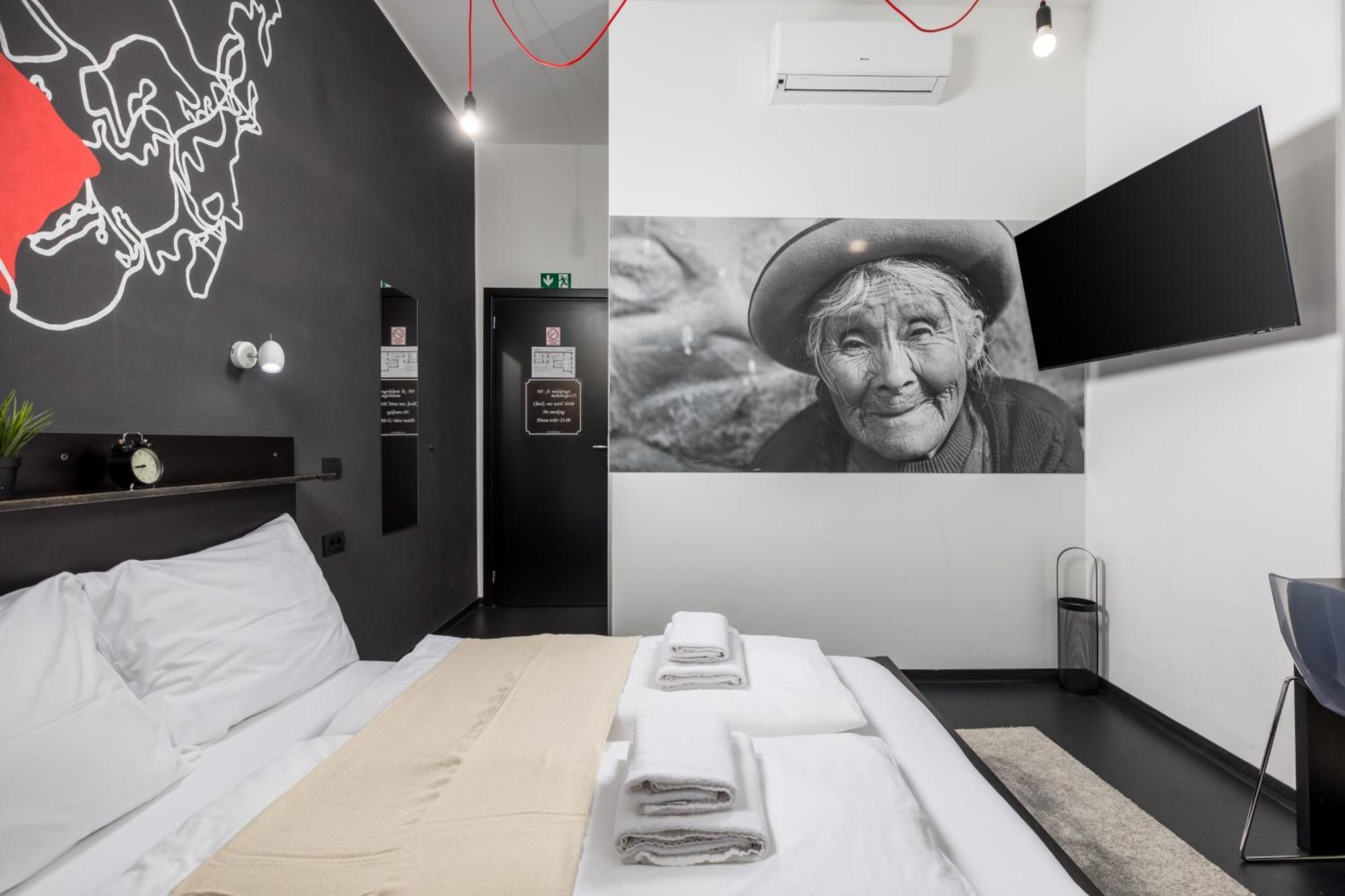 Apartments & Rooms One World Rijeka Exterior foto